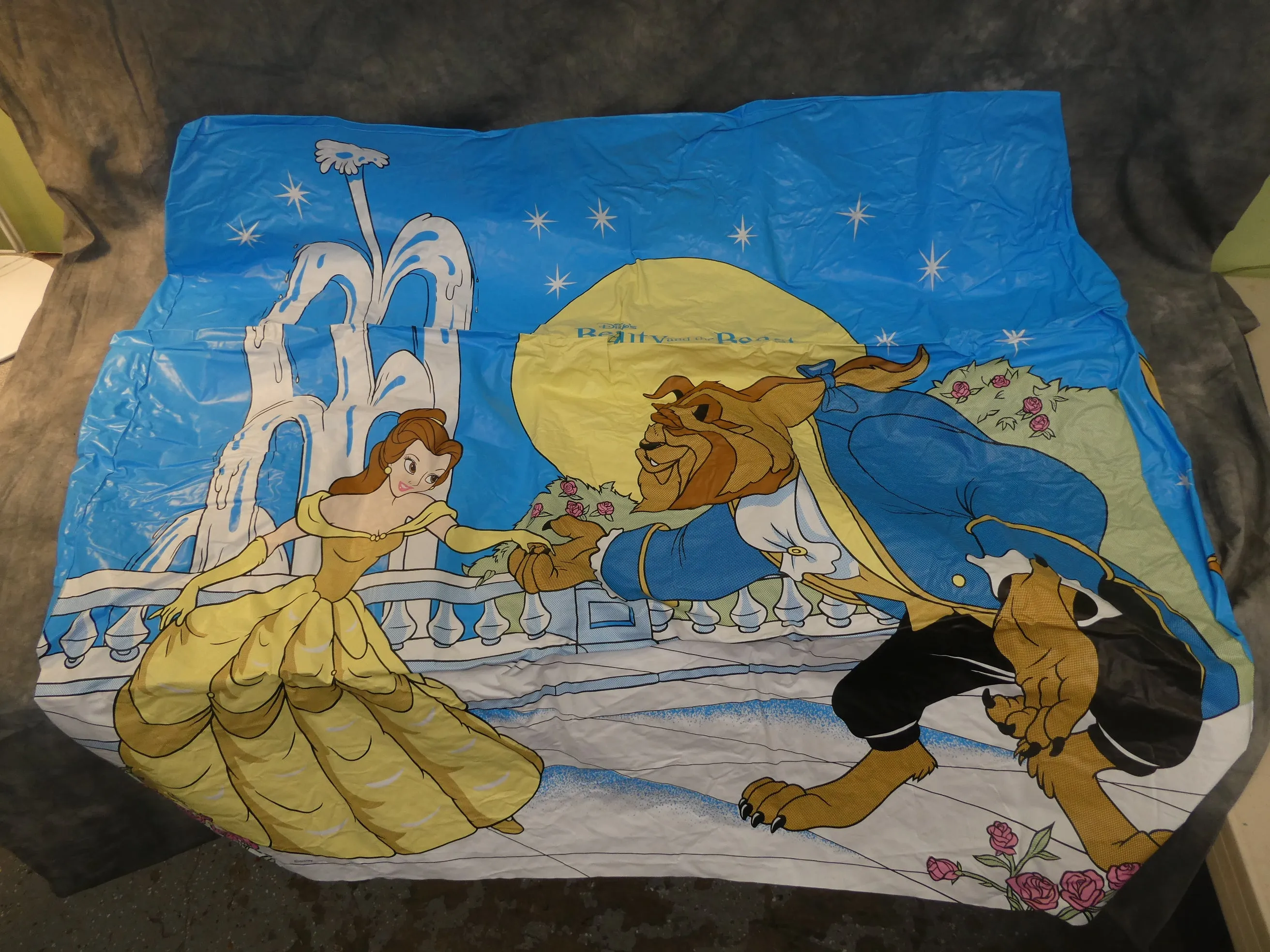 1980s Beauty and the Beast Play Tent