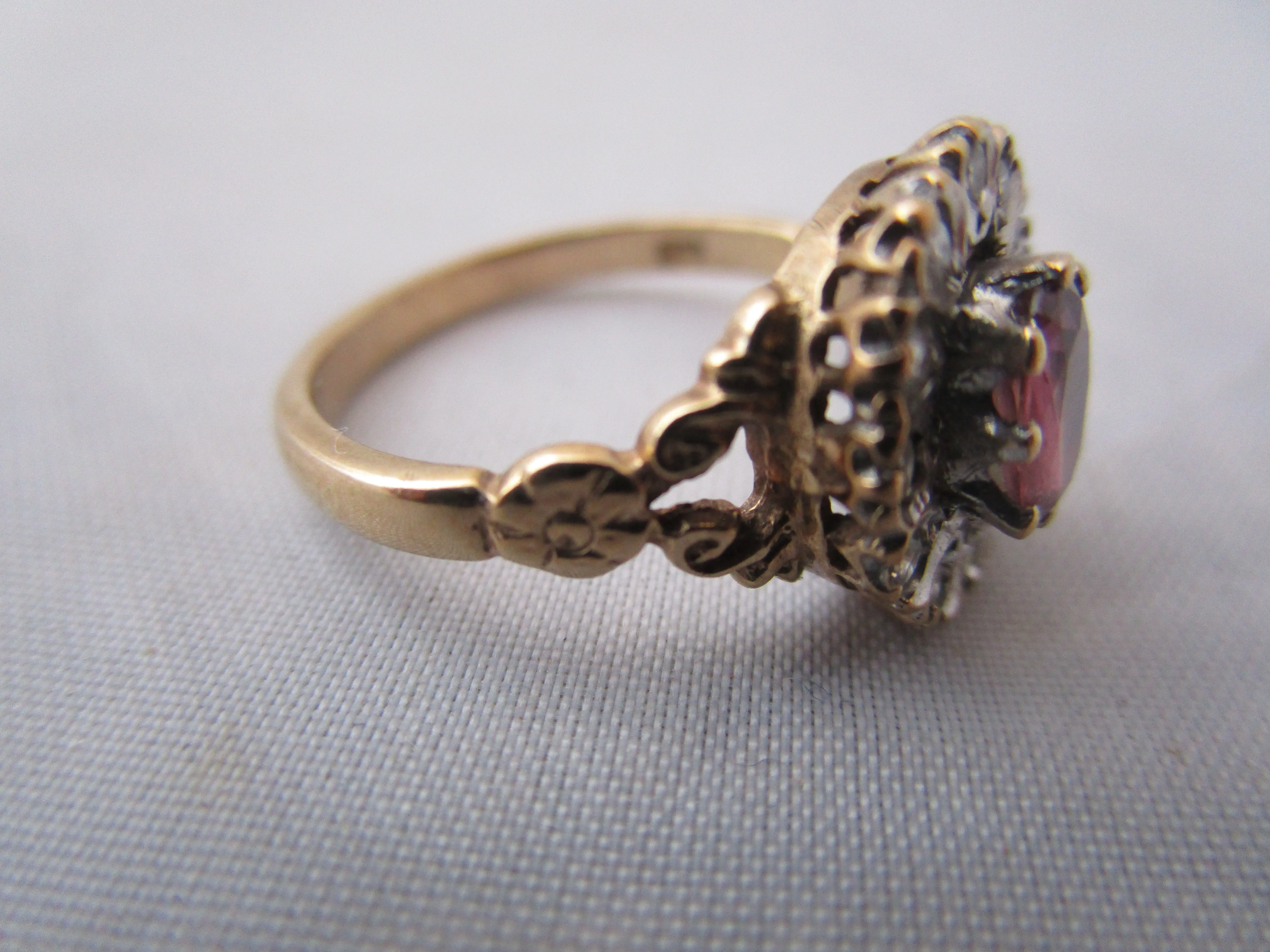 9K Gold Pink Ruby And Diamond Cluster Ring Vintage c1980