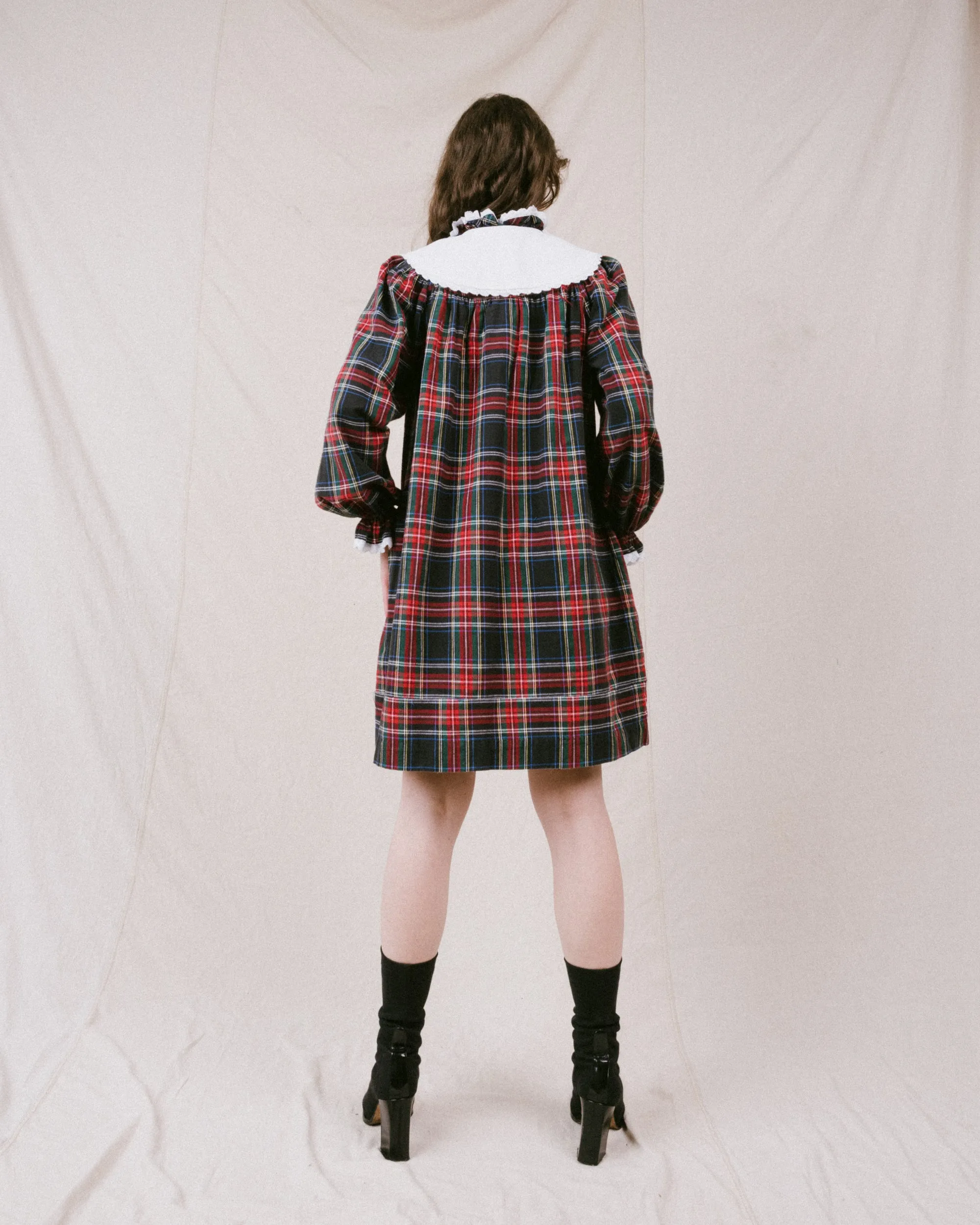 Vintage Plaid Frilly Dress (S/M)